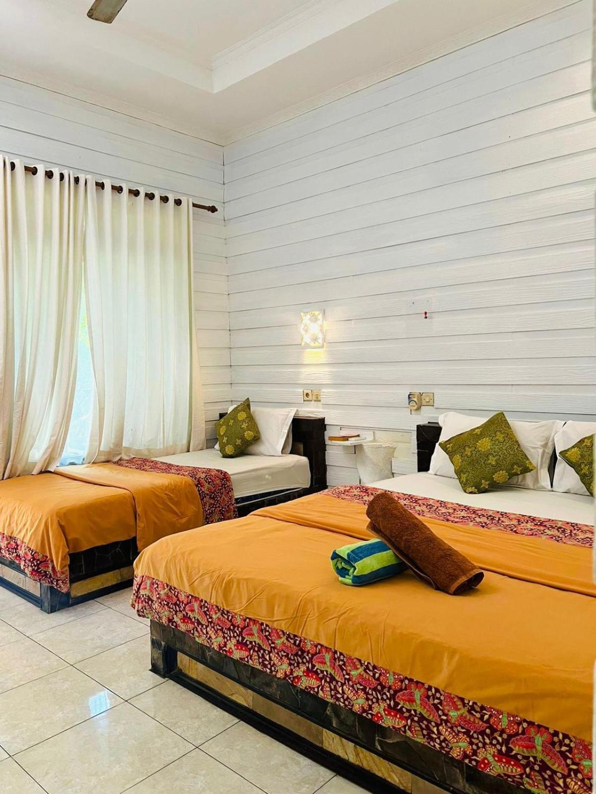 Tarci Bungalows Lembongan Нуса-Лембонган Екстер'єр фото