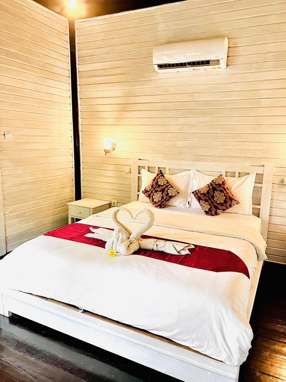 Tarci Bungalows Lembongan Нуса-Лембонган Екстер'єр фото