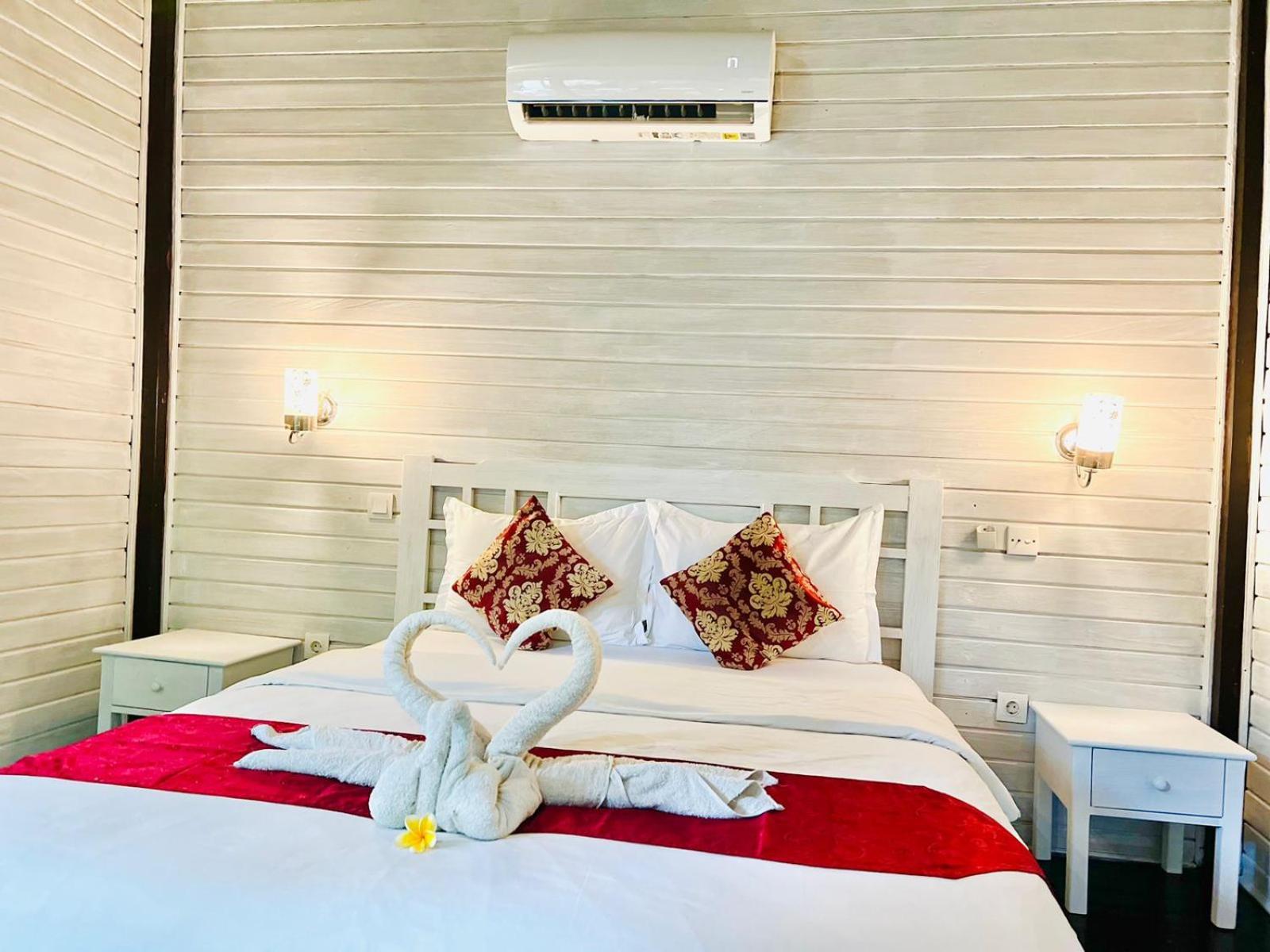 Tarci Bungalows Lembongan Нуса-Лембонган Екстер'єр фото