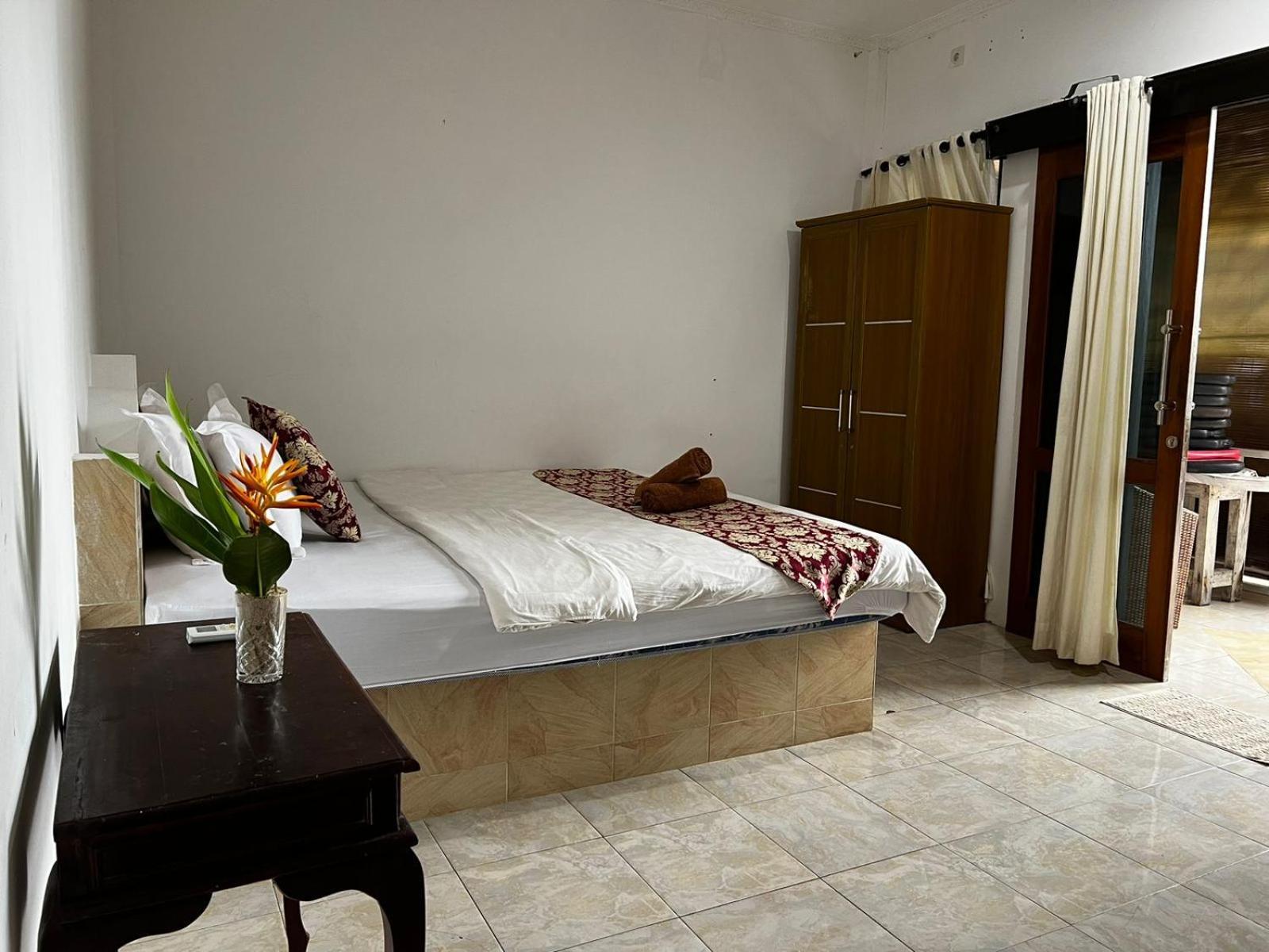 Tarci Bungalows Lembongan Нуса-Лембонган Екстер'єр фото